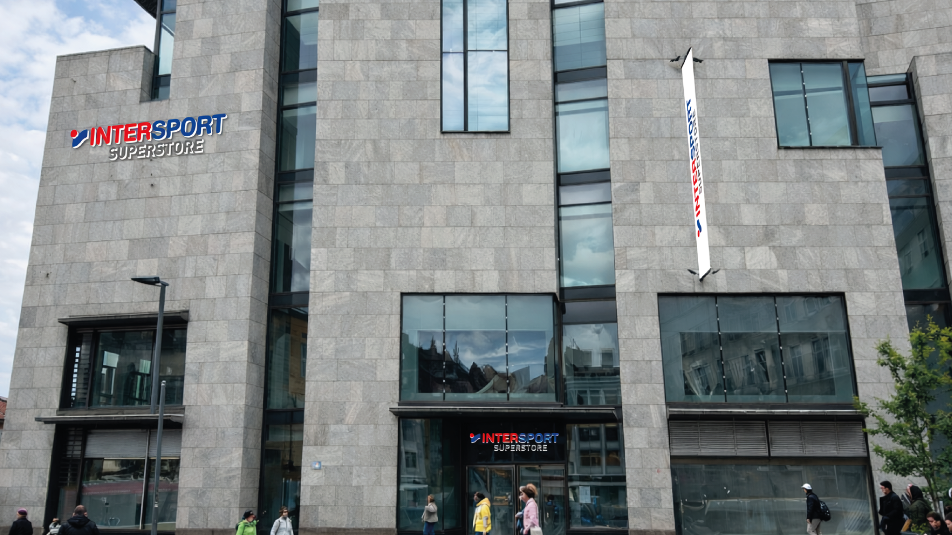 Superstore Halle | Marktplatz 22-24, 06108 Halle/Saale